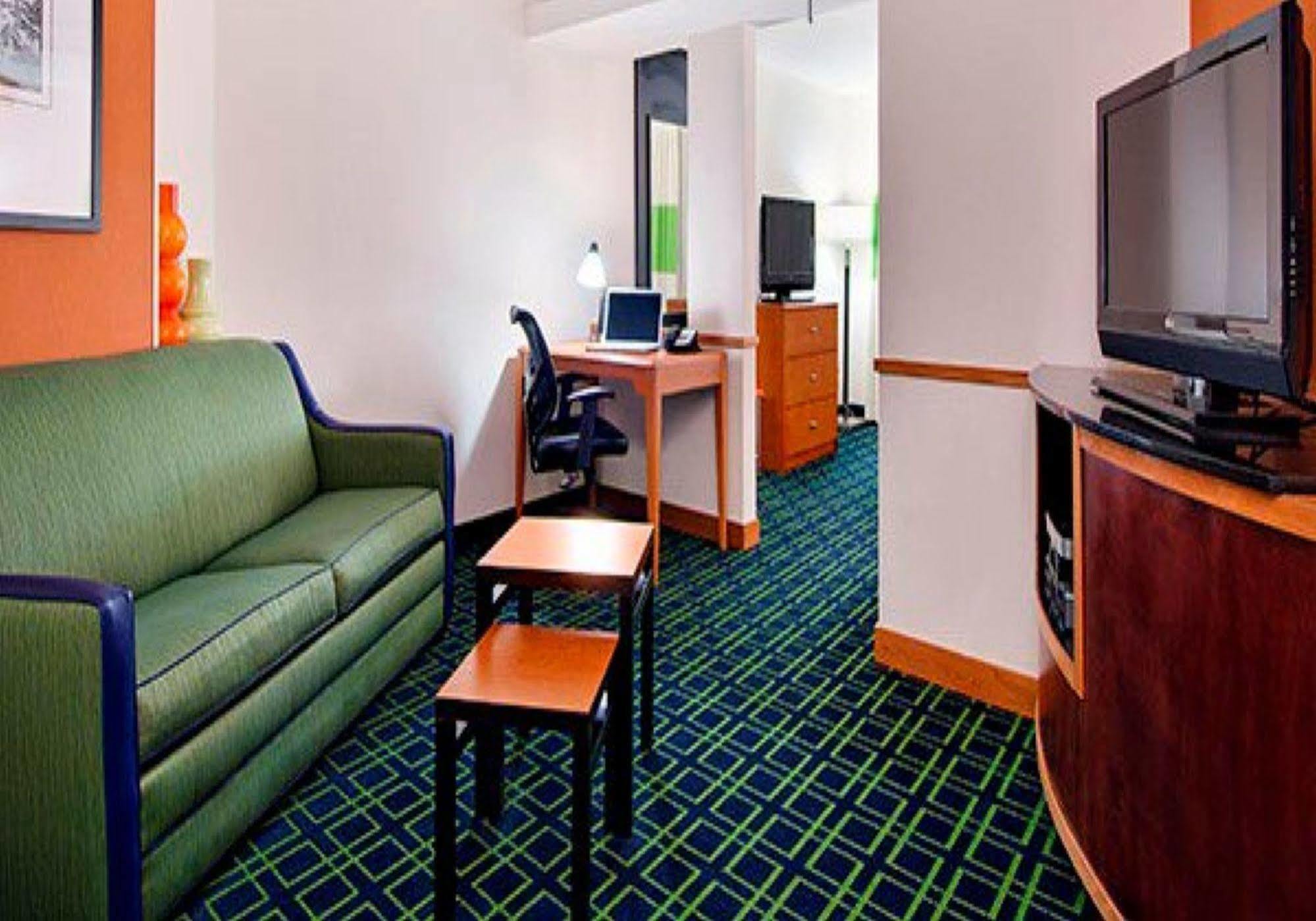 Fairfield Inn & Suites Jacksonville West/Chaffee Point Dış mekan fotoğraf